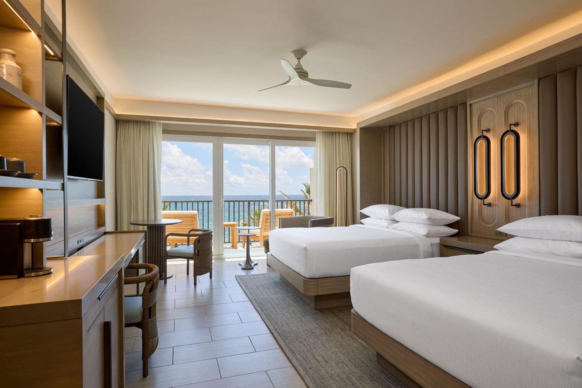 Jw Marriott St Maarten Beach Resort & Spa Dawn Beach Exteriör bild