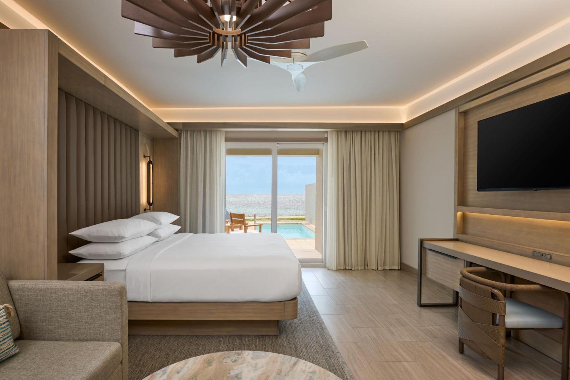 Jw Marriott St Maarten Beach Resort & Spa Dawn Beach Exteriör bild